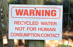 Recycled water warning sign